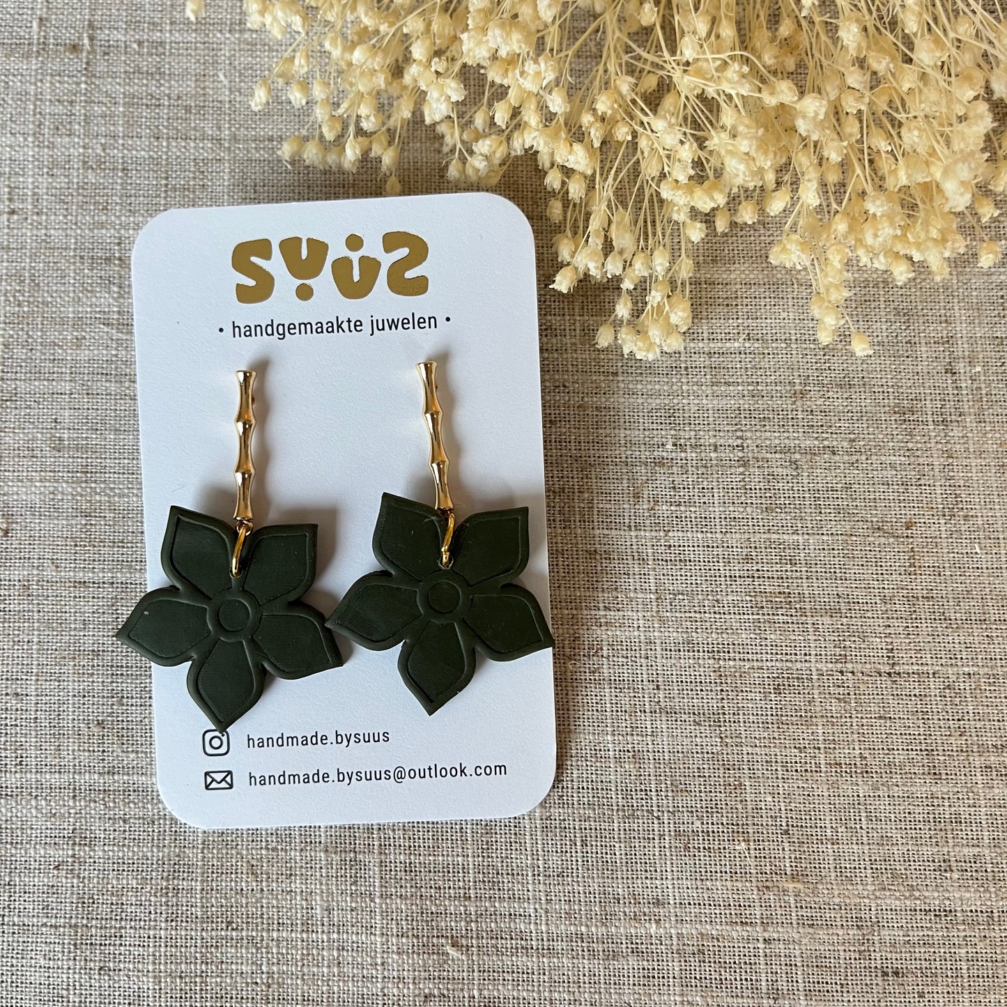 Hangers bloem groen