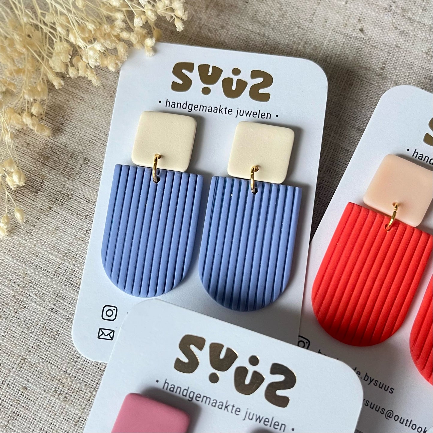 Grote hangers tweekleurig