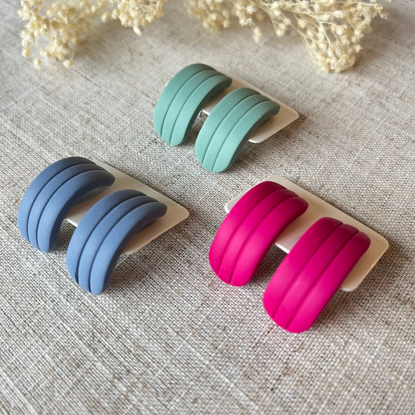 Studs “huggies”