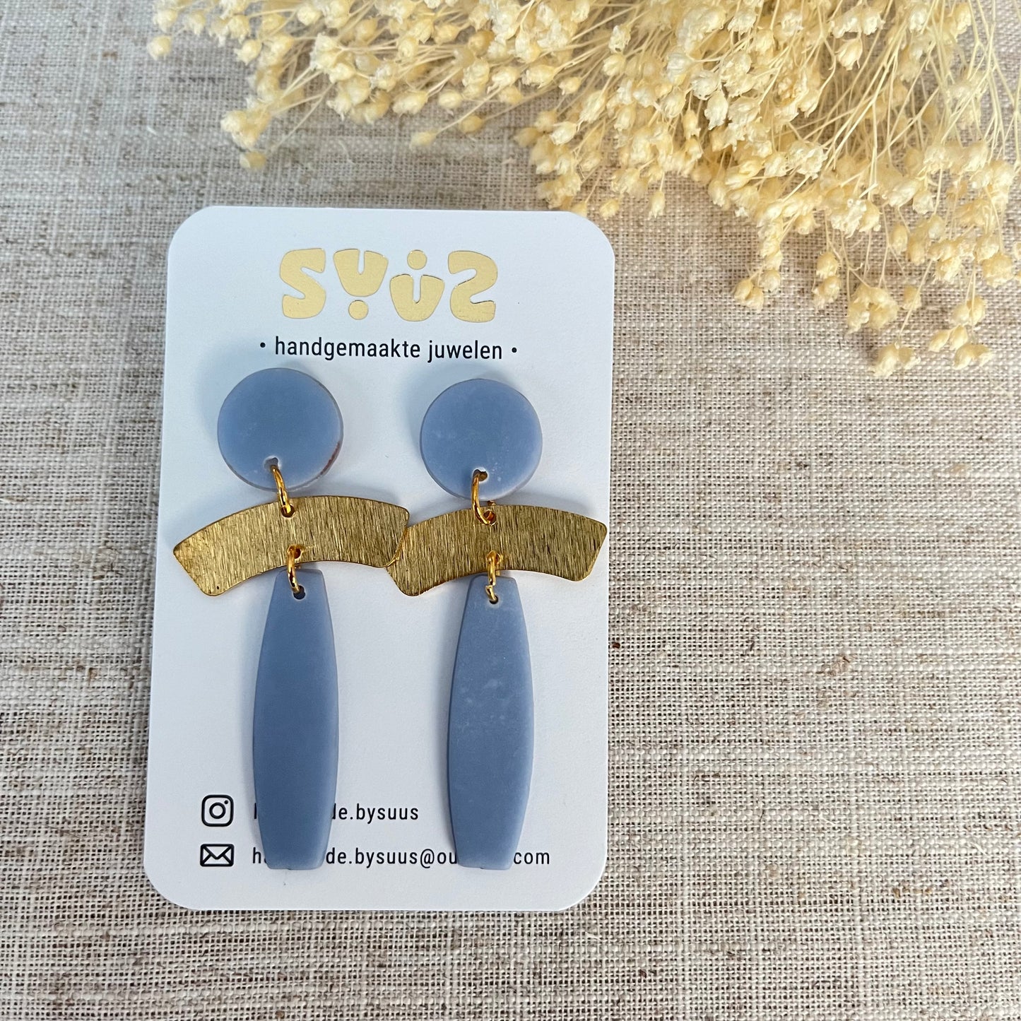 Grote hangers lichtblauw